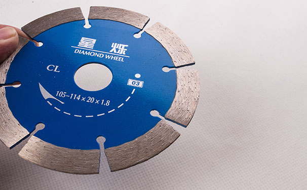 如何讓石材干切片的性能更加好？