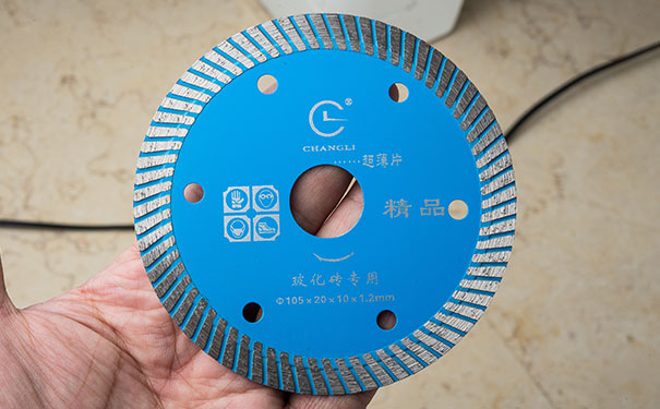 為什么要用超薄金剛石鋸片 有那些好處？