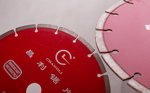 昌利金剛石鋸片告訴你選用石材養(yǎng)護劑注意事項 昌利金剛石鋸片告訴你選用石材養(yǎng)護劑注意事項