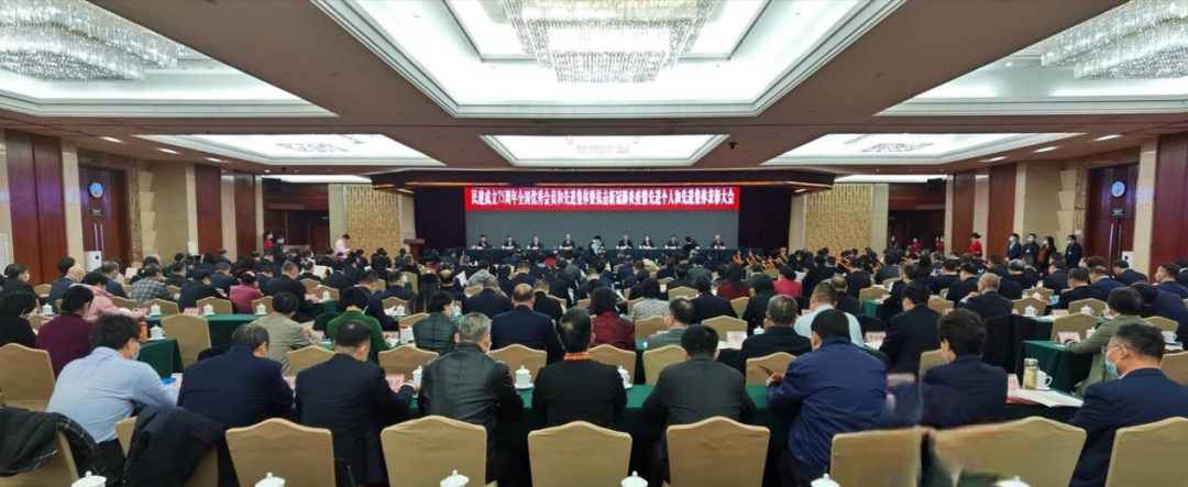 昌利公司龍其準(zhǔn)董事長獲民建中央表彰，授予“全國優(yōu)秀會員”榮譽(yù)稱號