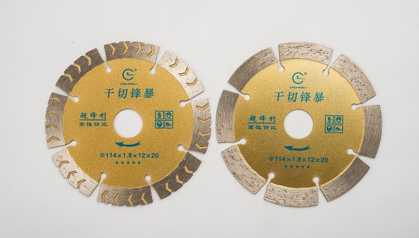 大理石鋸片加工時(shí)為什么會(huì)有噪音呢